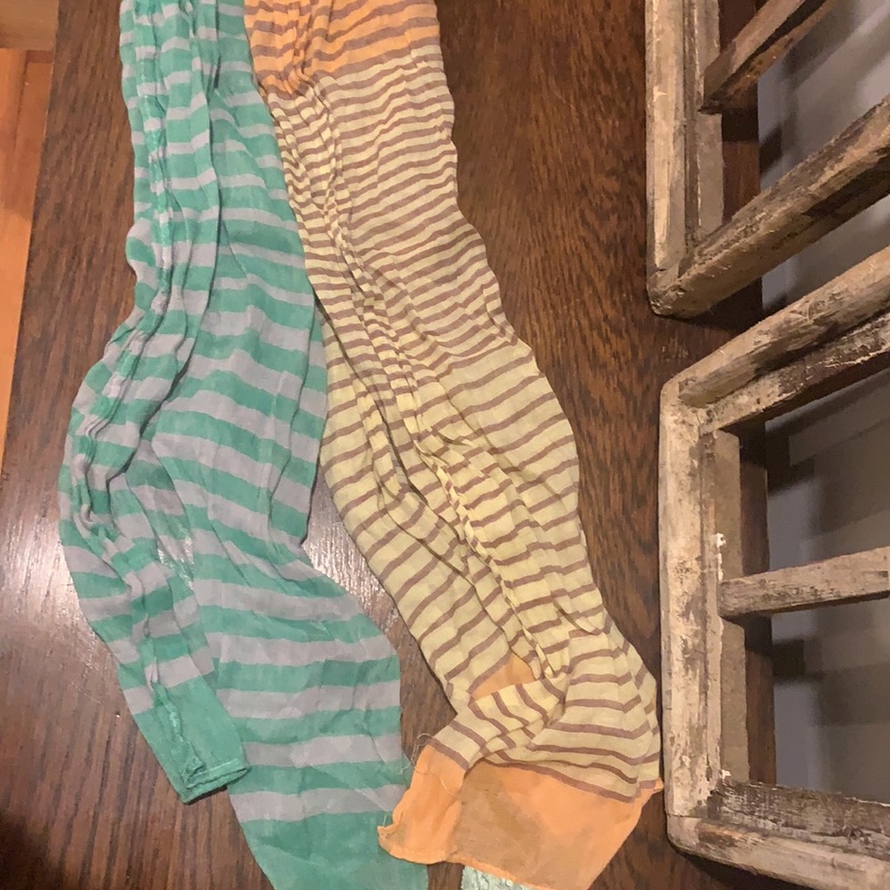 Scarf - Picture 2 of 3